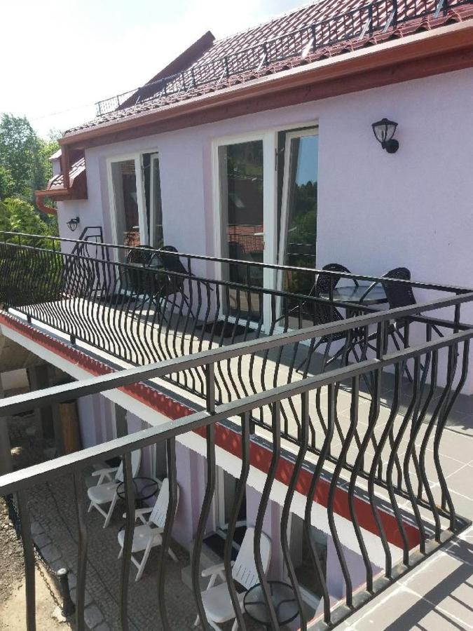 Отель Gosciniec Solan Jeleniow Экстерьер фото